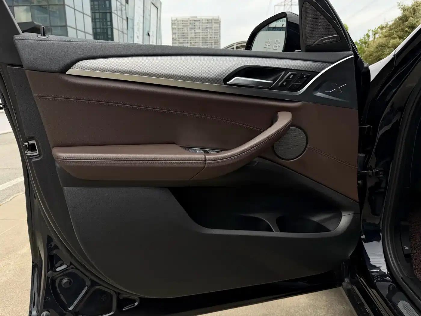 BMW X4 2021 xDrive 25i M Sport Shadow Edition — миниатюра 24