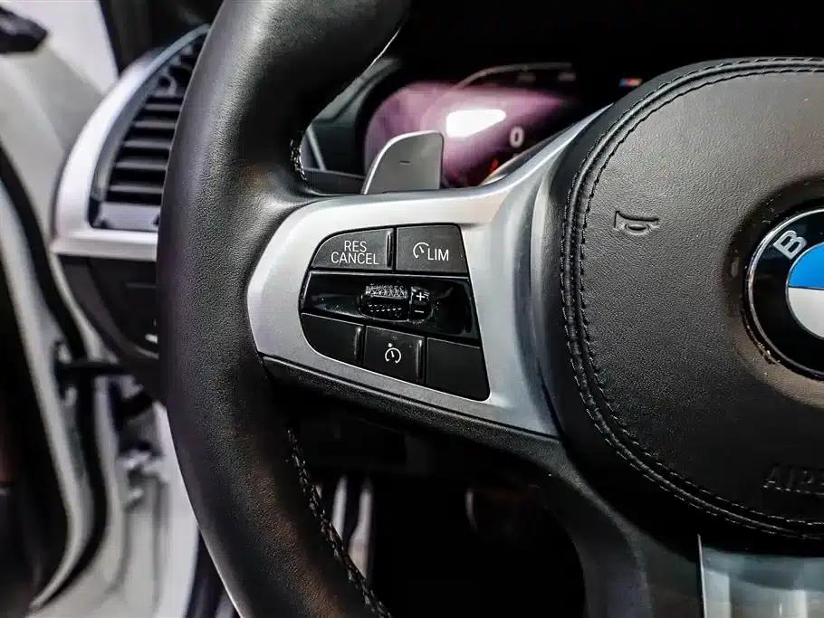 BMW X4 2021 Facelift xDrive 25i M Sport Shadow Edition — миниатюра 15