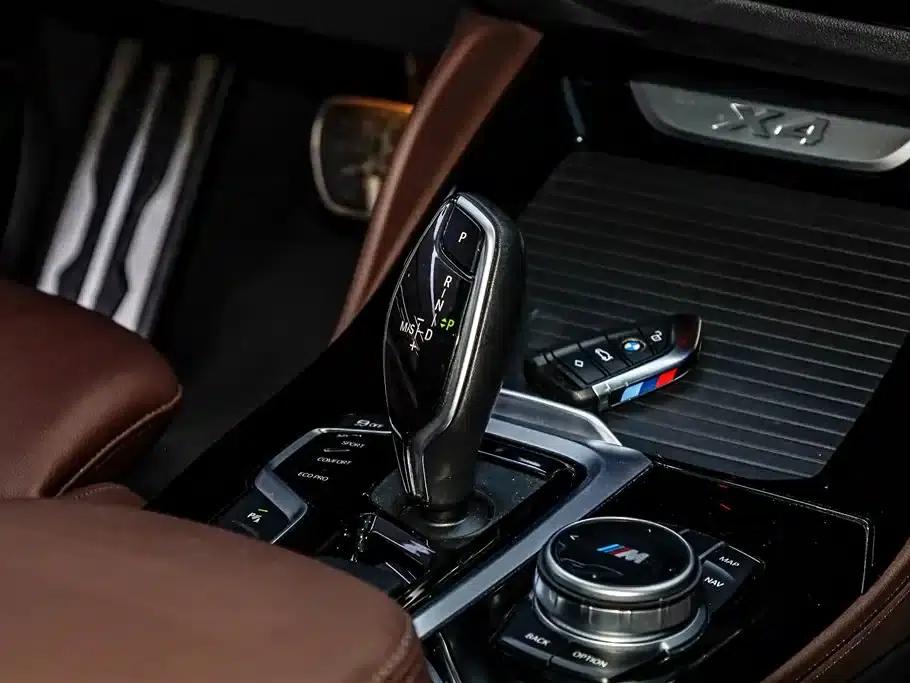 BMW X4 2021 Facelift xDrive 25i M Sport Shadow Edition — миниатюра 28
