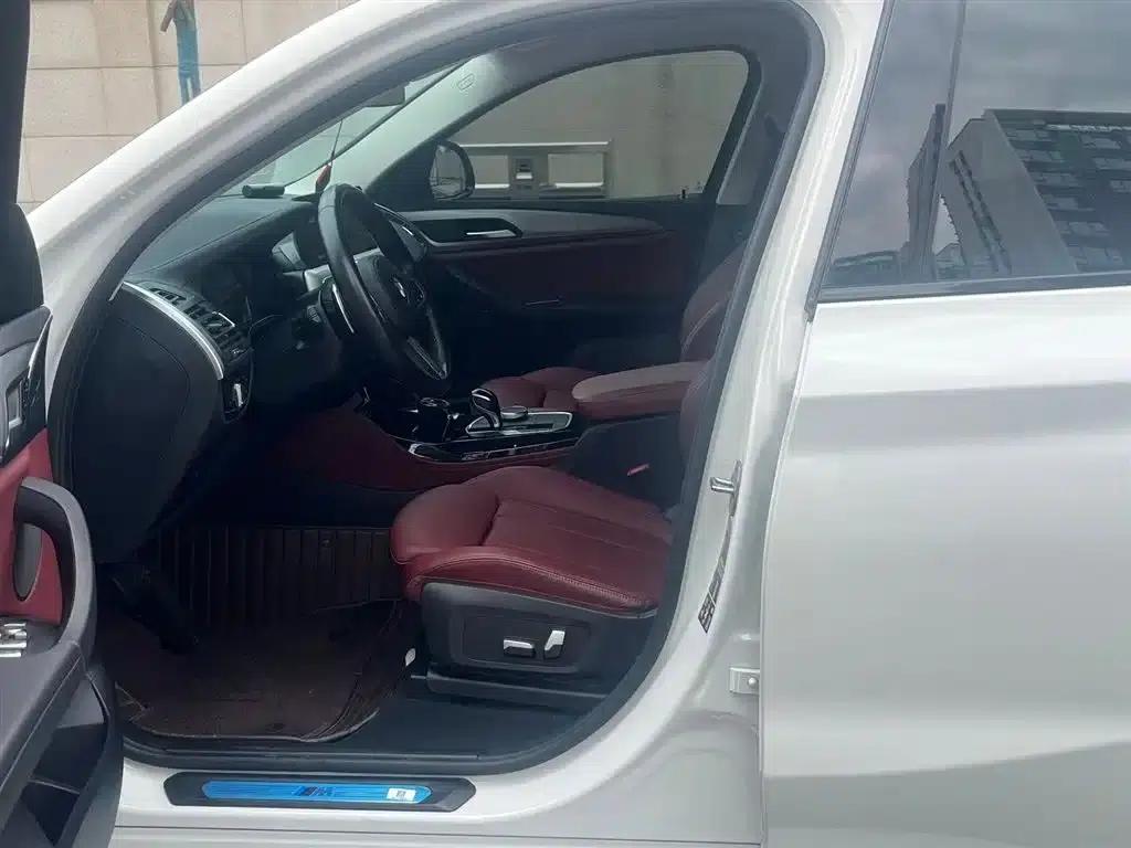 2022 BMW X4 xDrive 25i M Sport Package — миниатюра 5