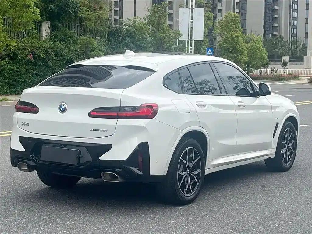 2022 BMW X4 xDrive 25i M Sport Package — миниатюра 7