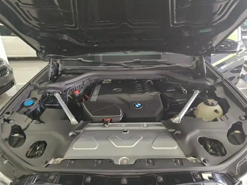 2020 BMW X4 xDrive25i M Sport Package — миниатюра 20