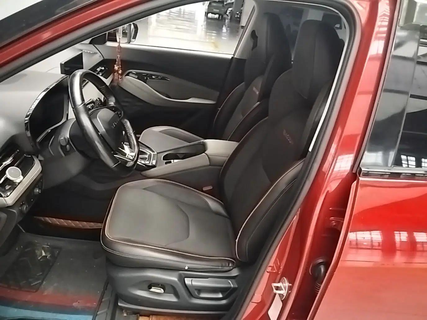 Baojun RS-3 2020 1.5L CVT Smart Luxury Edition — миниатюра 18