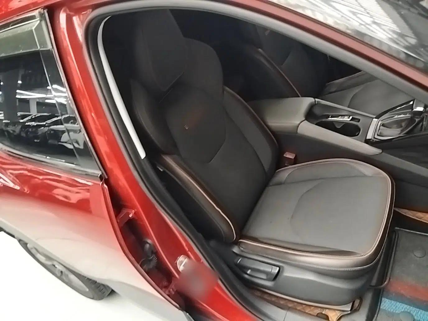 Baojun RS-3 2020 1.5L CVT Smart Luxury Edition — миниатюра 23