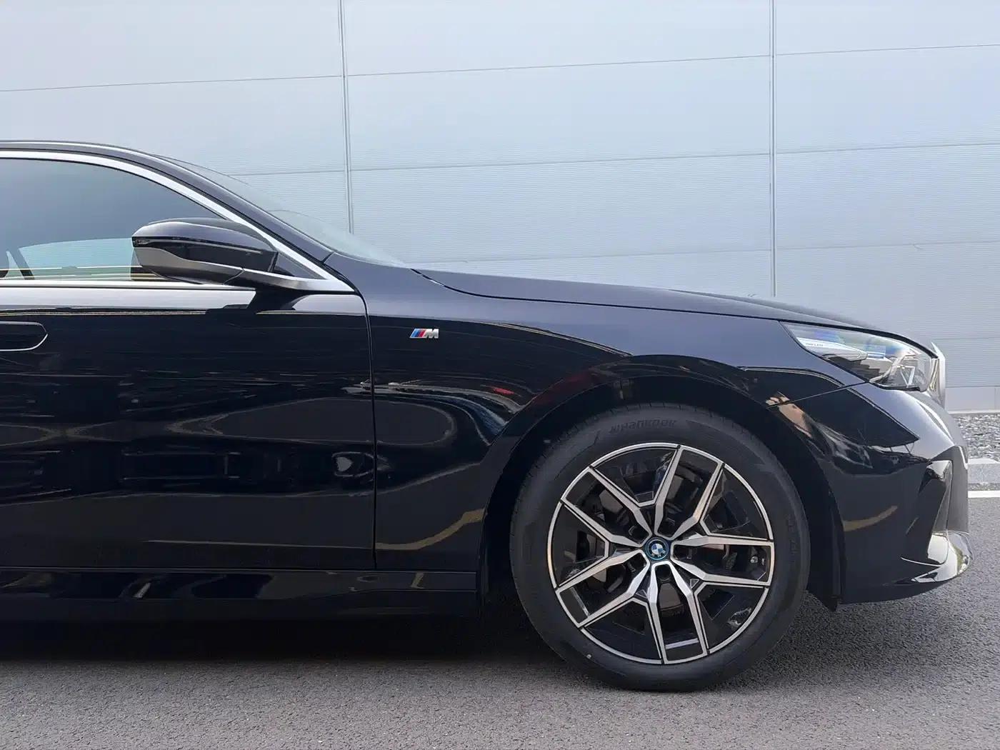BMW i5 2024 eDrive 35L M Sport Package — миниатюра 5