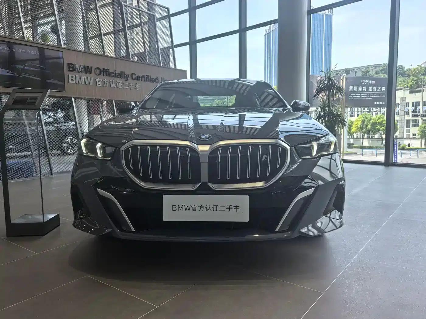 BMW i5 2024 eDrive 35L M Sport Package — миниатюра 2