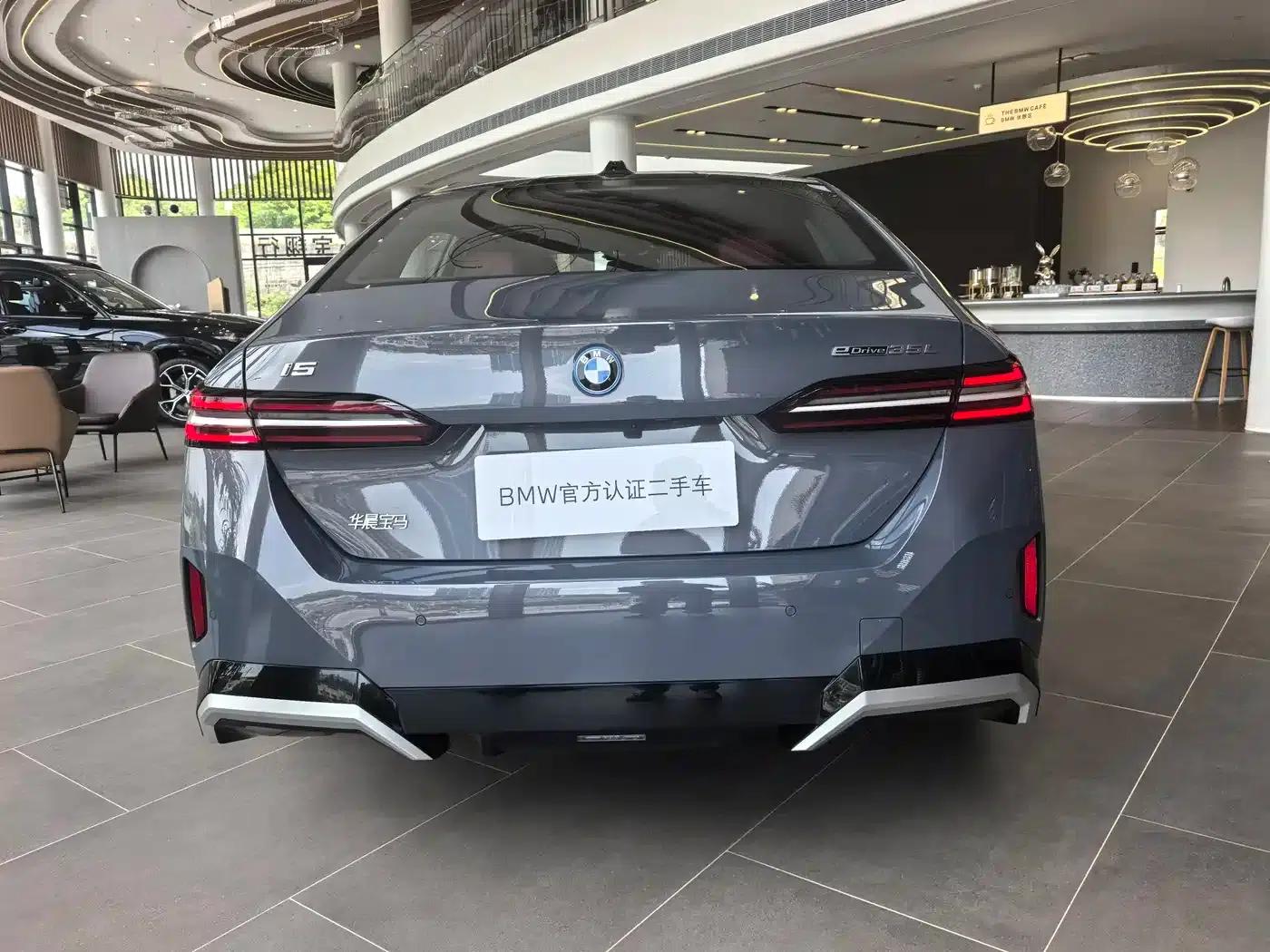 BMW i5 2024 eDrive 35L M Sport Package — миниатюра 4