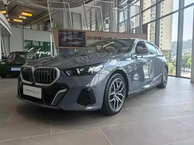 BMW i5 2024 eDrive 35L M Sport Package