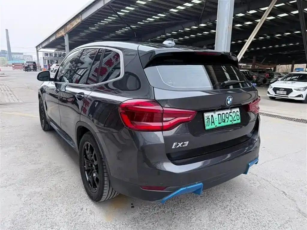 BMW iX3 2021 Facelift Leading Edition — миниатюра 7