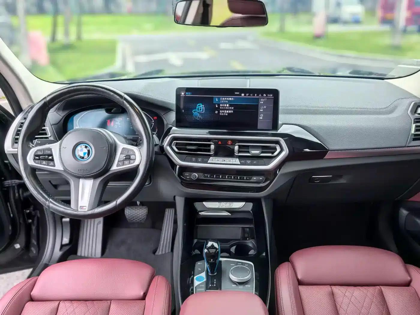 BMW iX3 2022 Leading Edition — миниатюра 13