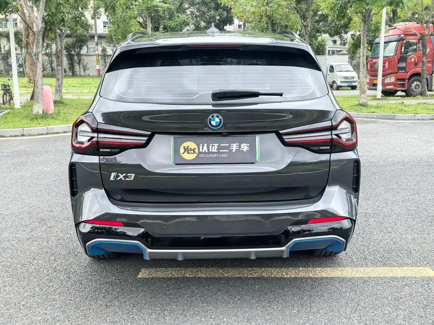 BMW iX3 2022 Leading Edition — миниатюра 5