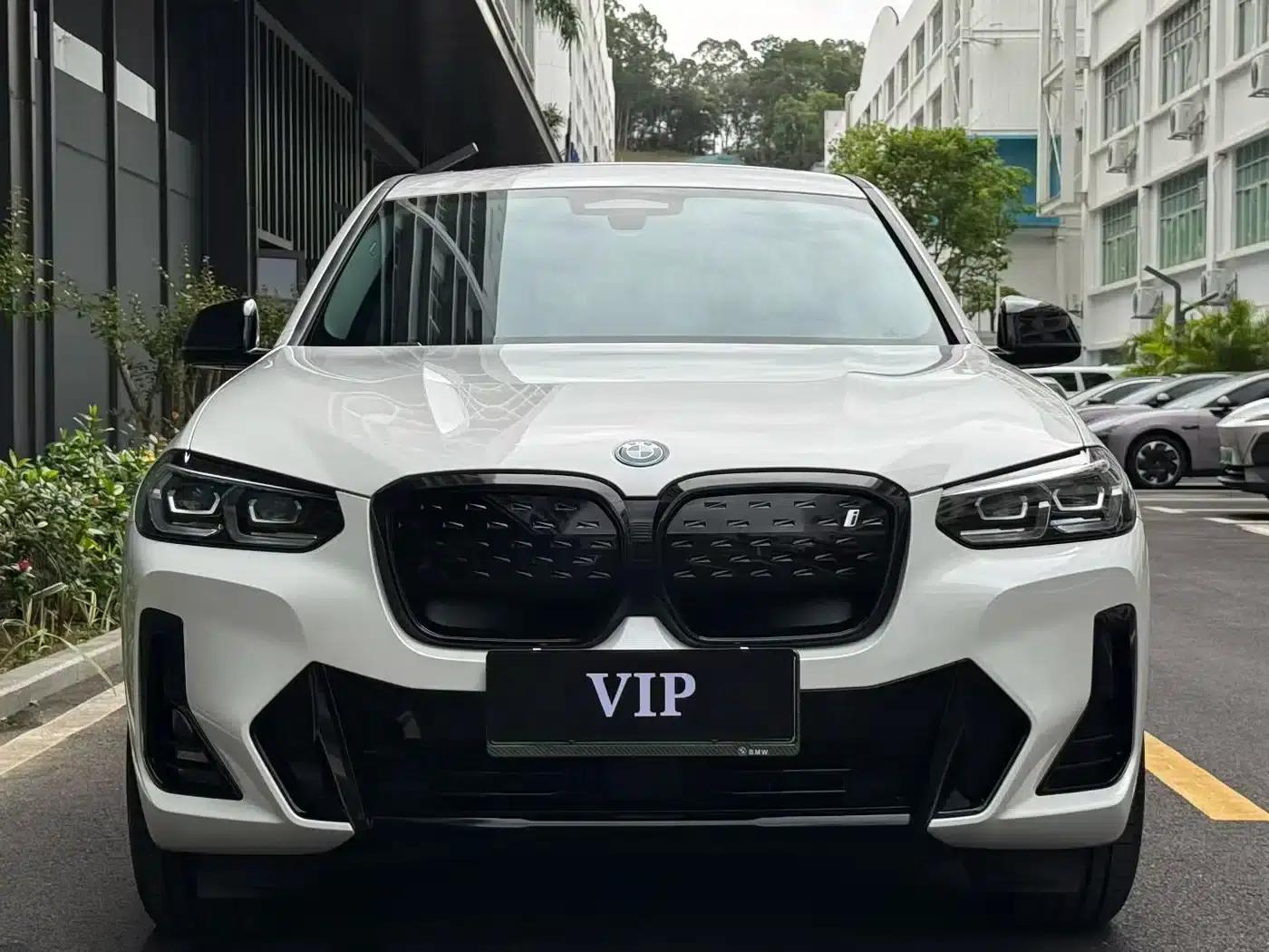 BMW iX3 2023 Leading Edition — миниатюра 2