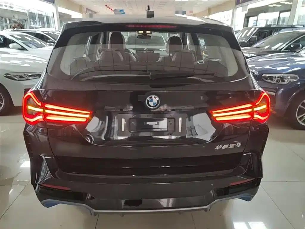 BMW iX3 2022 Leading Edition — миниатюра 6