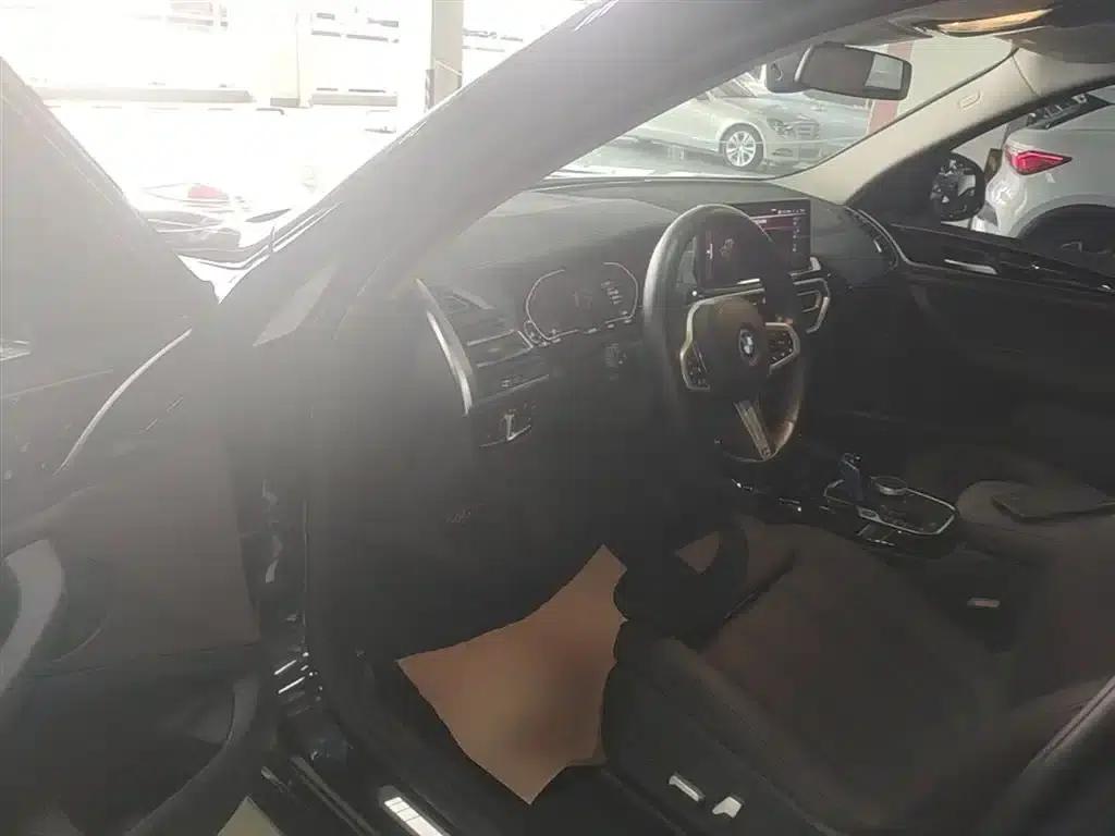 BMW iX3 2022 Leading Edition — миниатюра 16