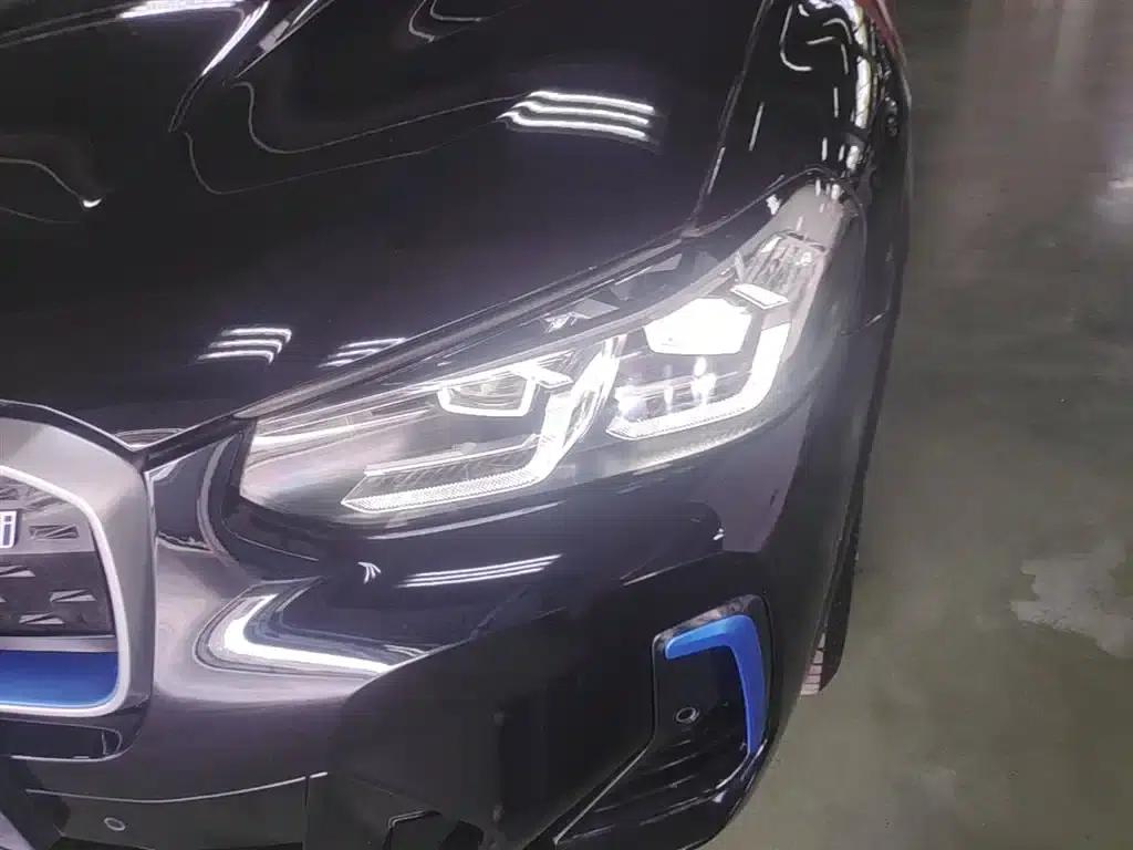 BMW iX3 2022 Leading Edition — миниатюра 24