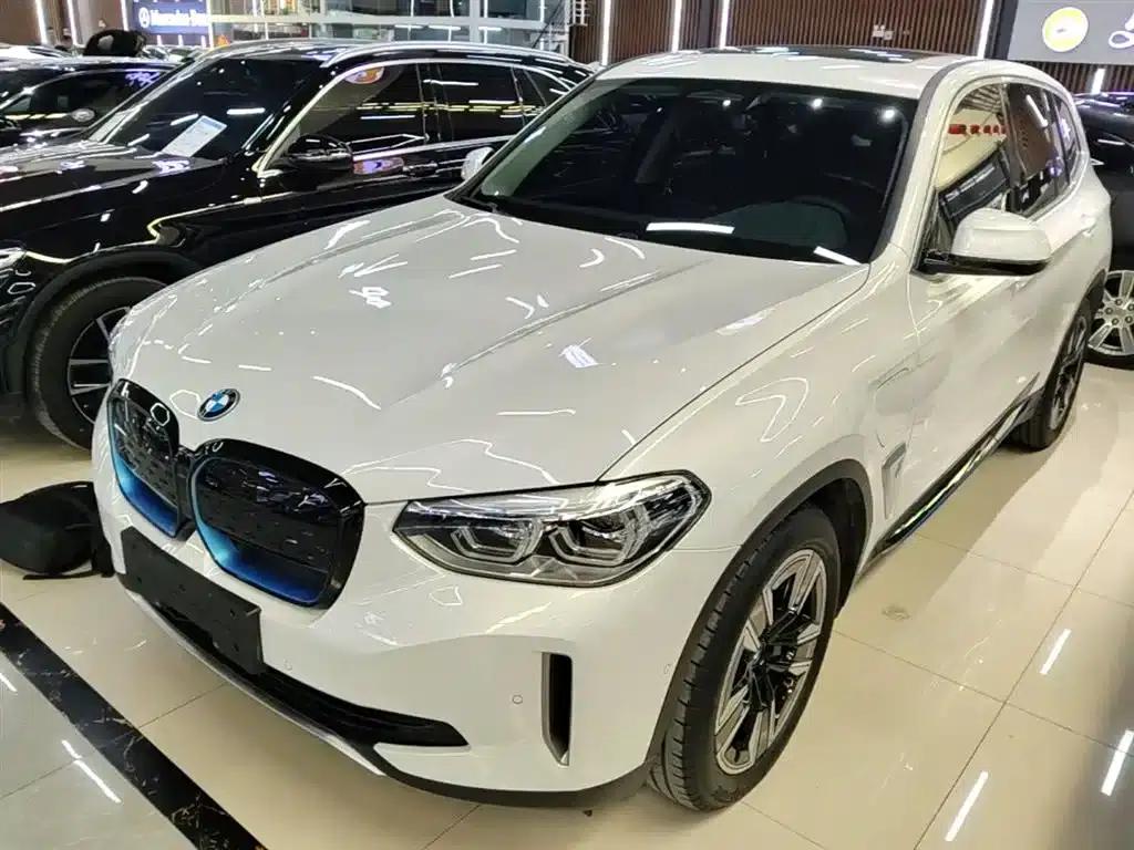 BMW iX3 2021 Facelift Leading Edition — миниатюра 2