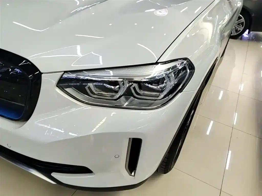 BMW iX3 2021 Facelift Leading Edition — миниатюра 18