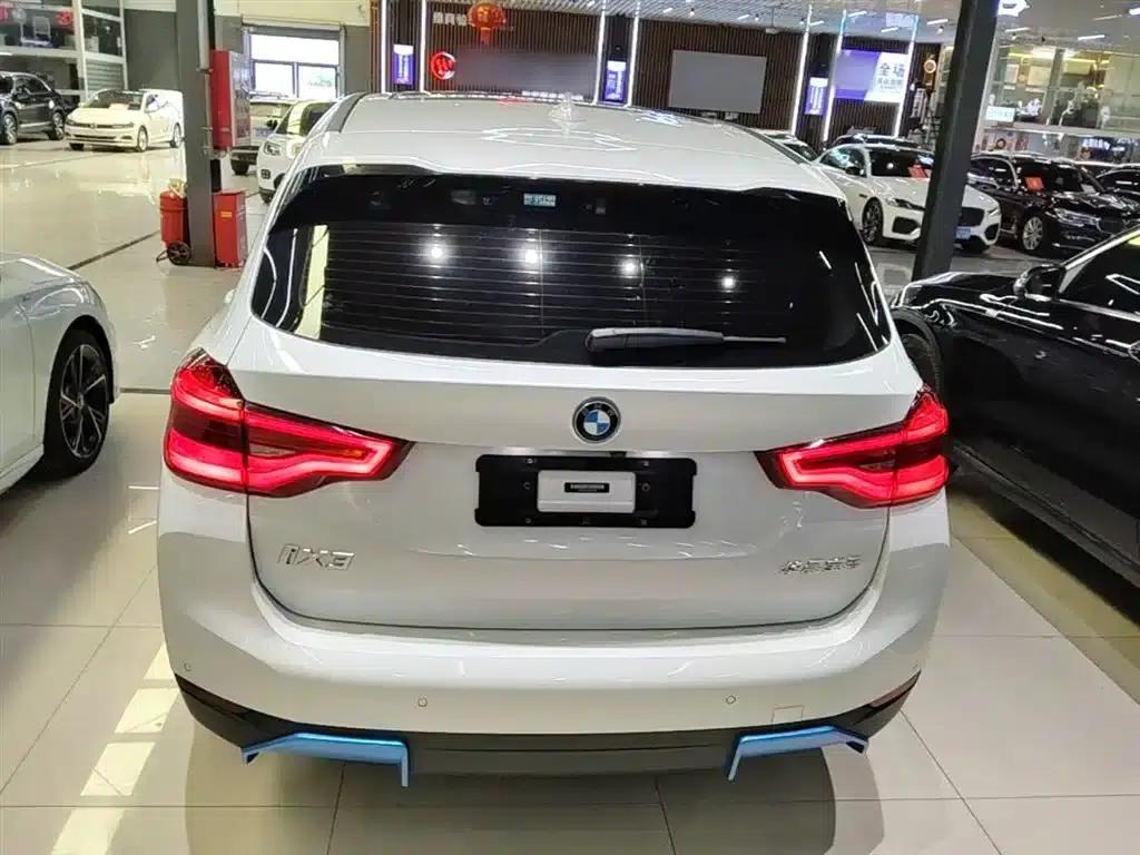 BMW iX3 2021 Facelift Leading Edition — миниатюра 4