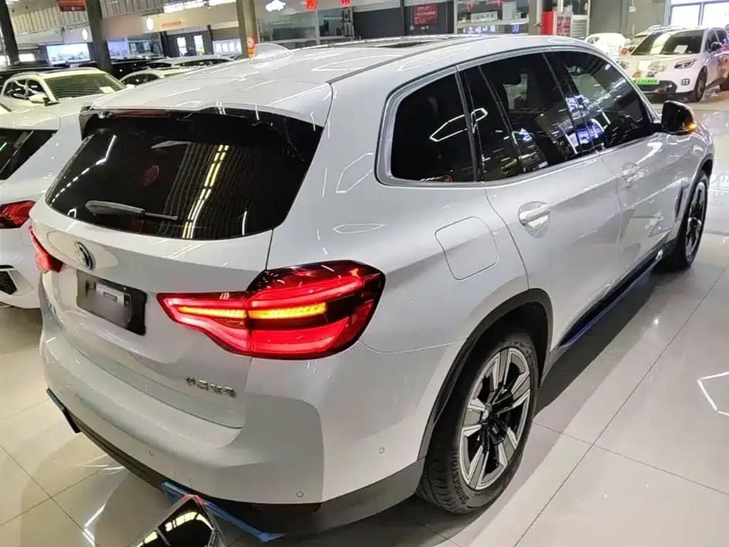 BMW iX3 2021 Facelift Leading Edition — миниатюра 5