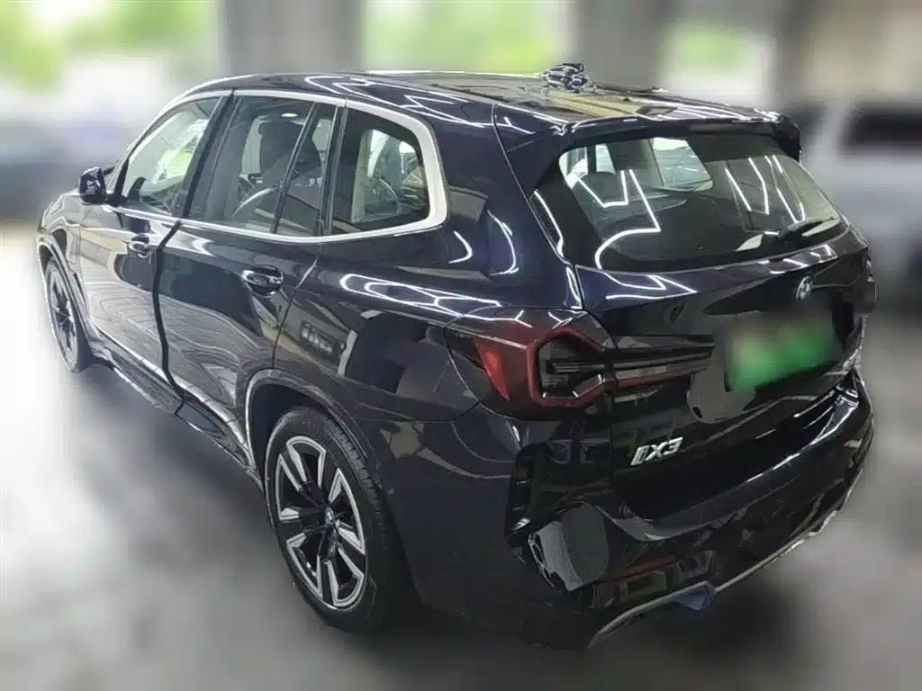 BMW iX3 2022 Leading Edition — миниатюра 9