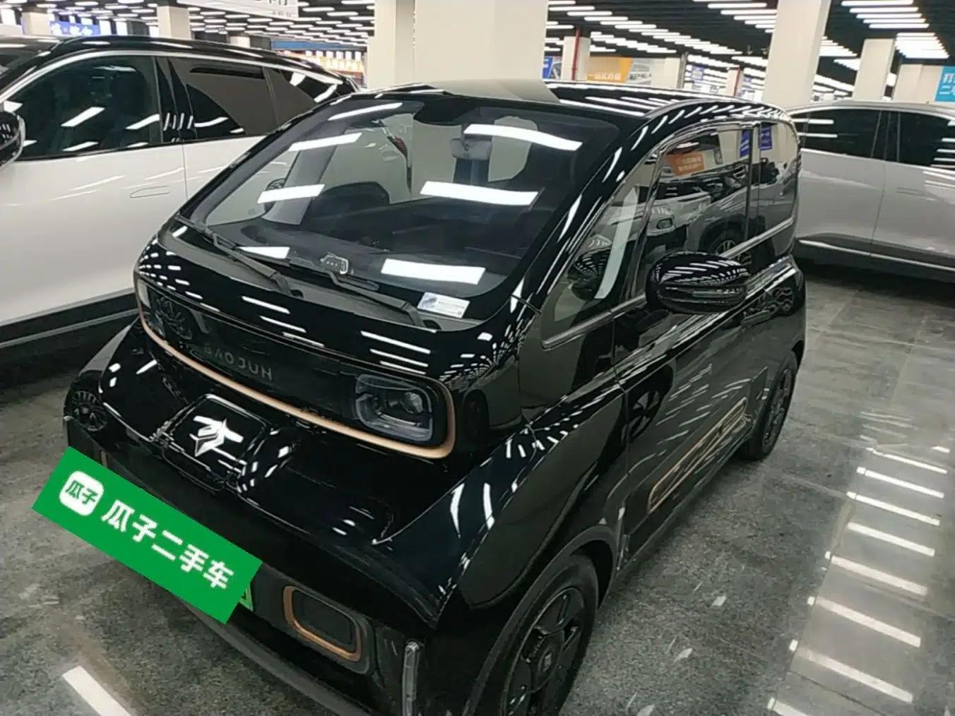 Baojun E300 2020 Plus Starry Intelligence Edition — миниатюра 1
