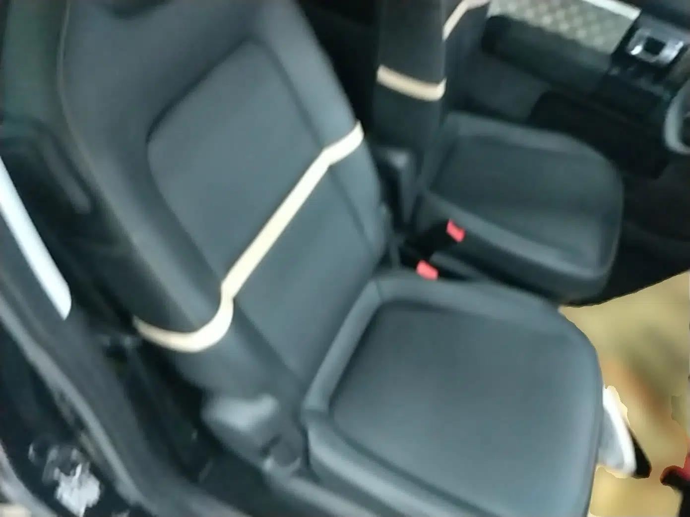 Baojun E300 2020 Plus Starry Intelligence Edition — миниатюра 23