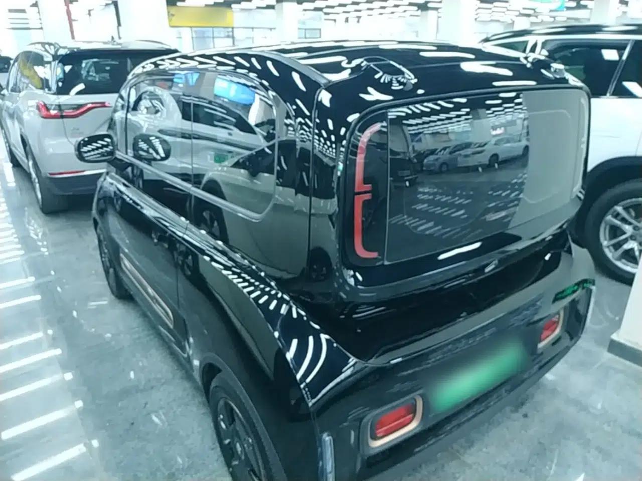 Baojun E300 2020 Plus Starry Intelligence Edition — миниатюра 4