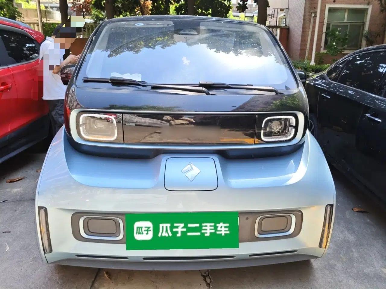 Baojun E300 2020 Plus Interstellar Future Edition — миниатюра 2