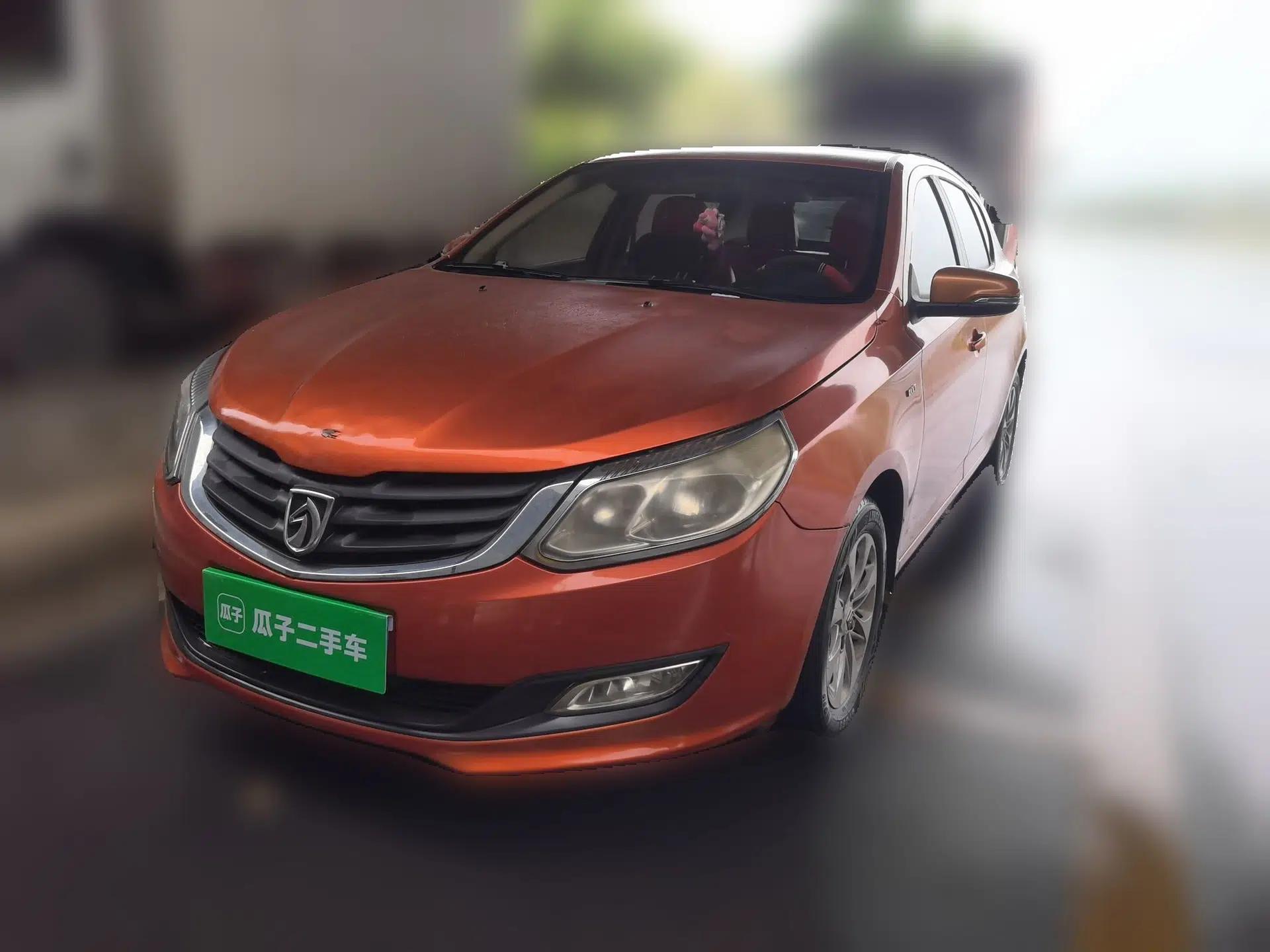 Baojun 610 2014 1.5L manual Comfort trim level — миниатюра 1