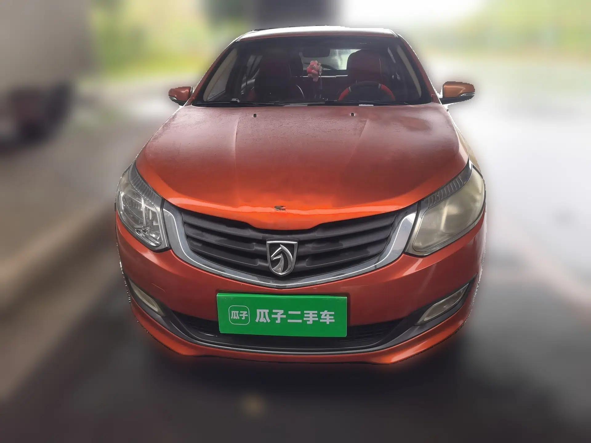 Baojun 610 2014 1.5L manual Comfort trim level — миниатюра 2
