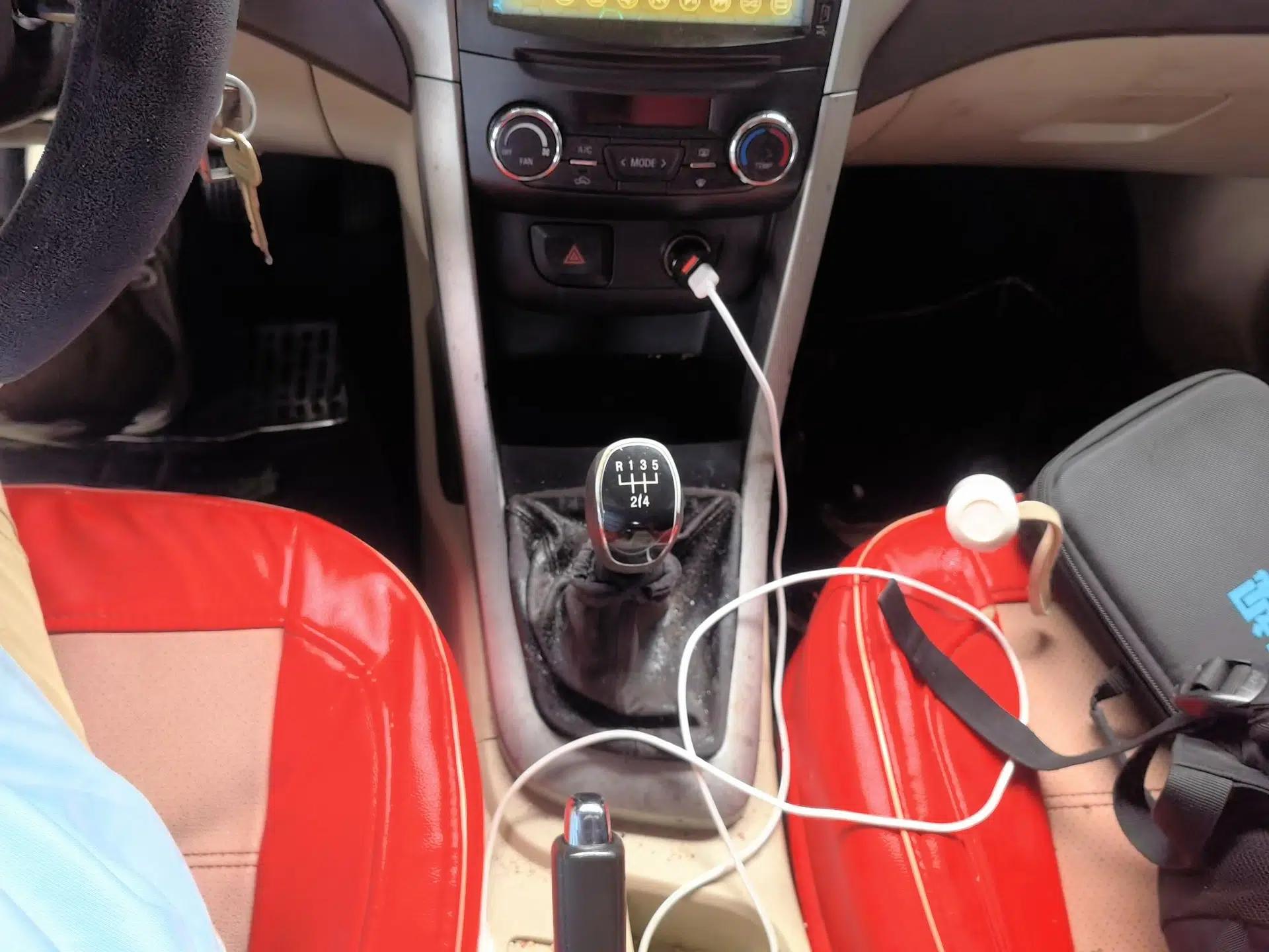 Baojun 610 2014 1.5L manual Comfort trim level — миниатюра 15
