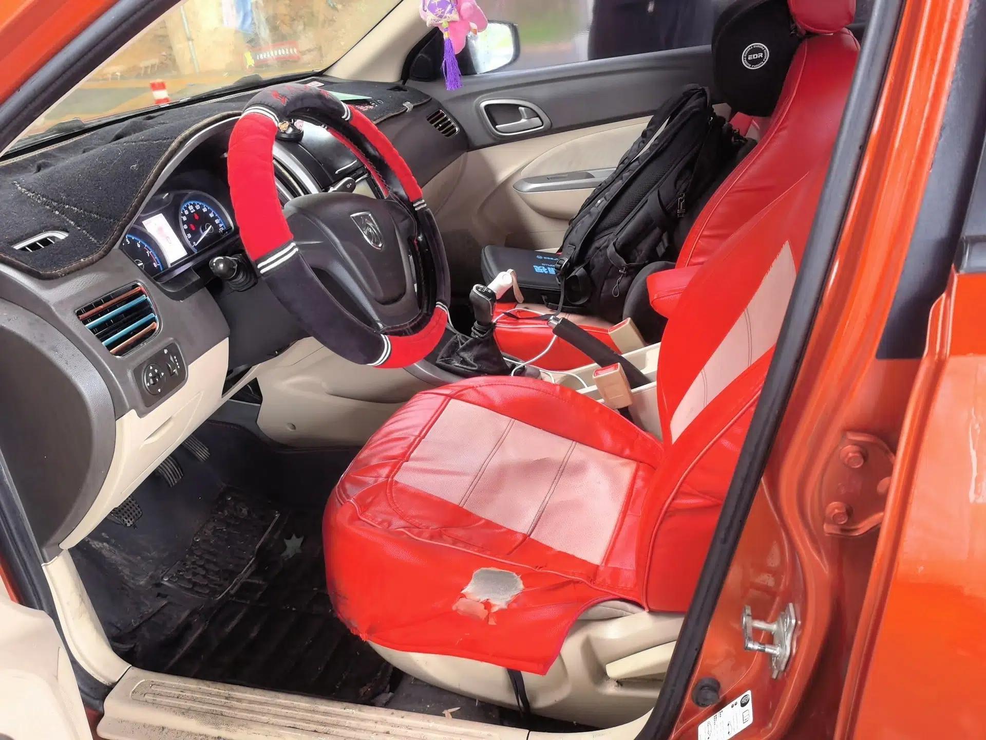 Baojun 610 2014 1.5L manual Comfort trim level — миниатюра 16