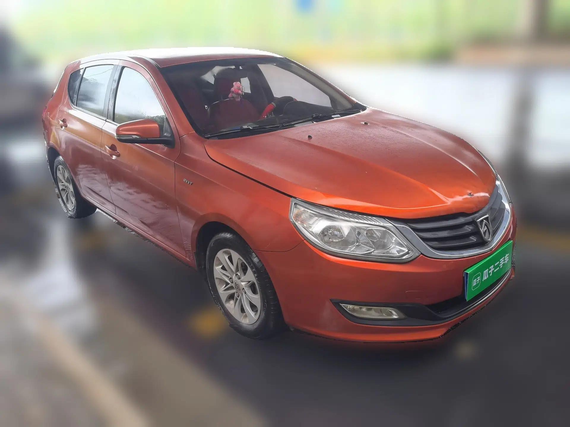 Baojun 610 2014 1.5L manual Comfort trim level — миниатюра 3