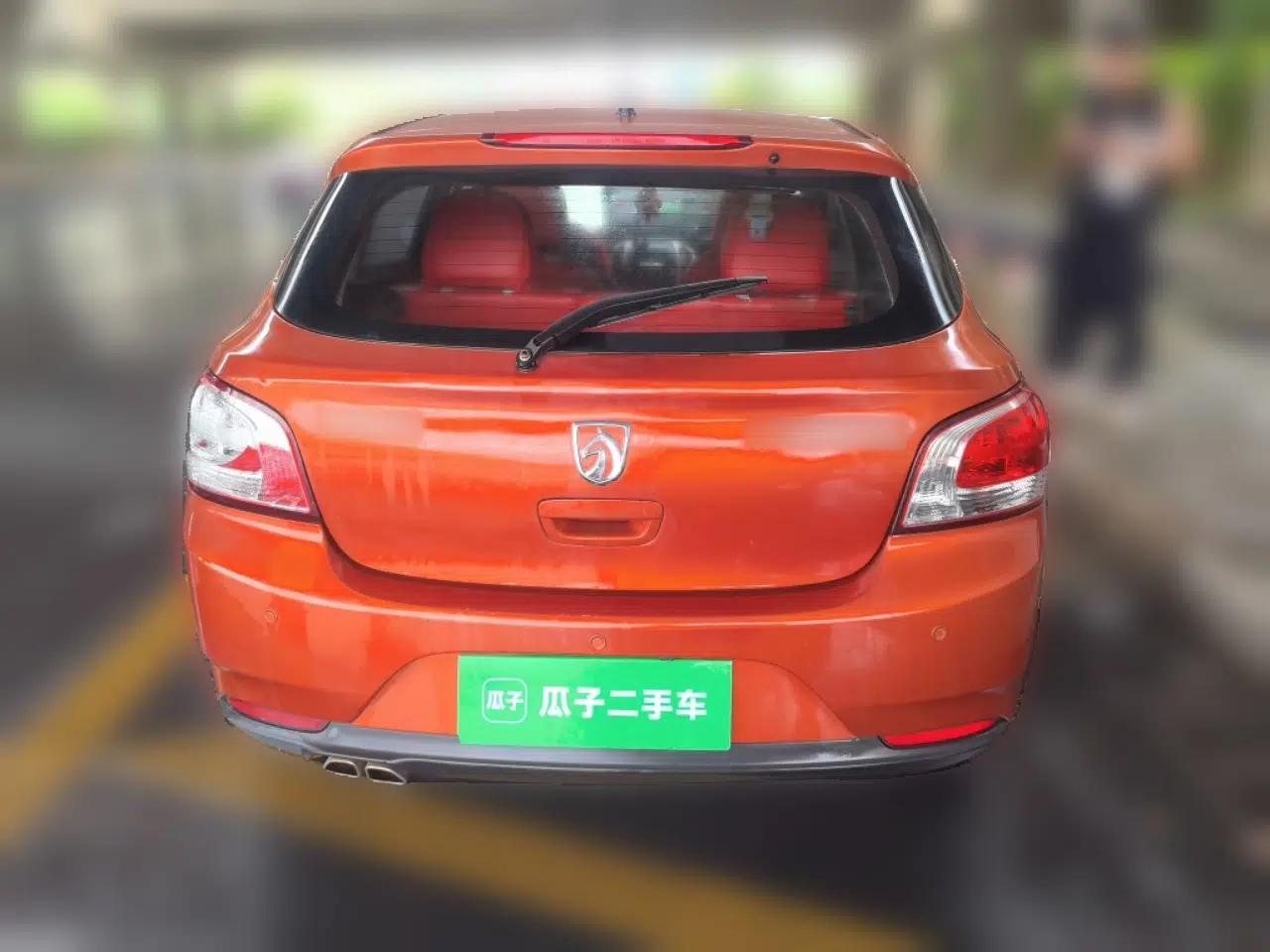 Baojun 610 2014 1.5L manual Comfort trim level — миниатюра 5