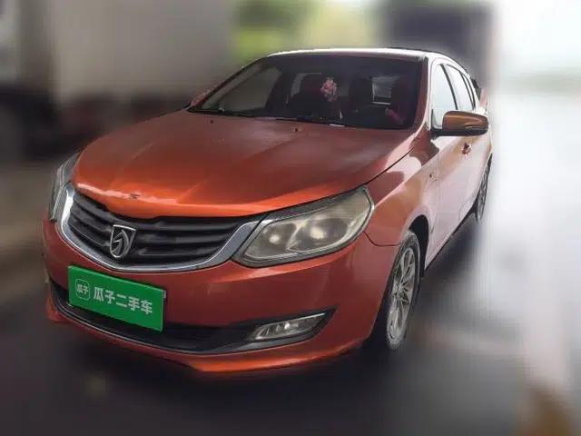 Baojun 610 2014 1.5L manual Comfort trim level