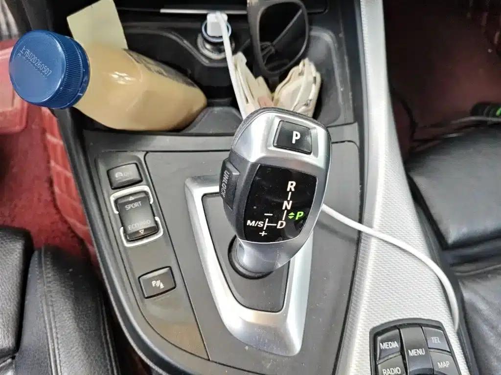 2015 BMW 2 Series Imported 220i Convertible Coupe M Sport — миниатюра 7