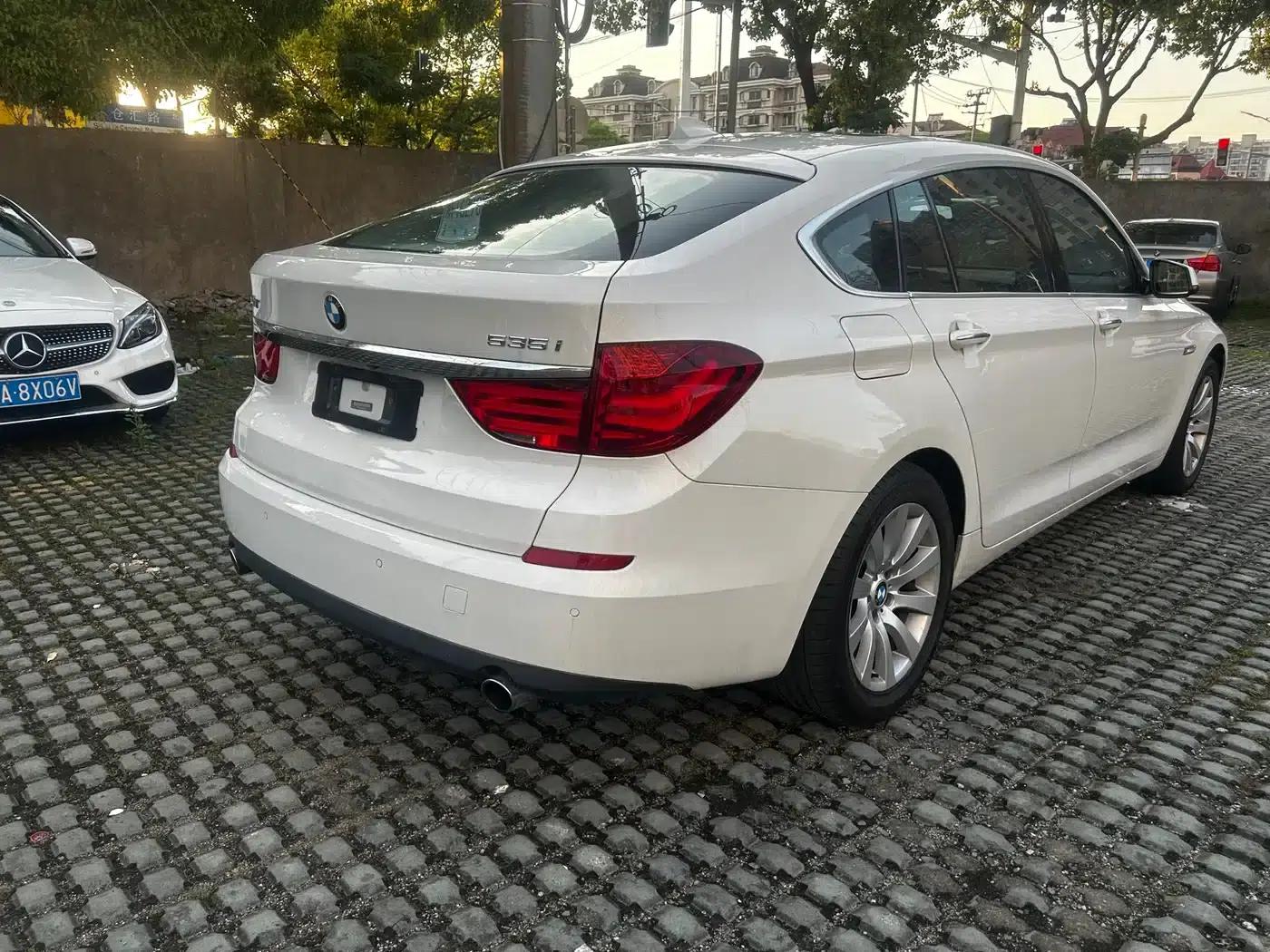 BMW 5 Series GT 2013 535i Leading Edition — миниатюра 6