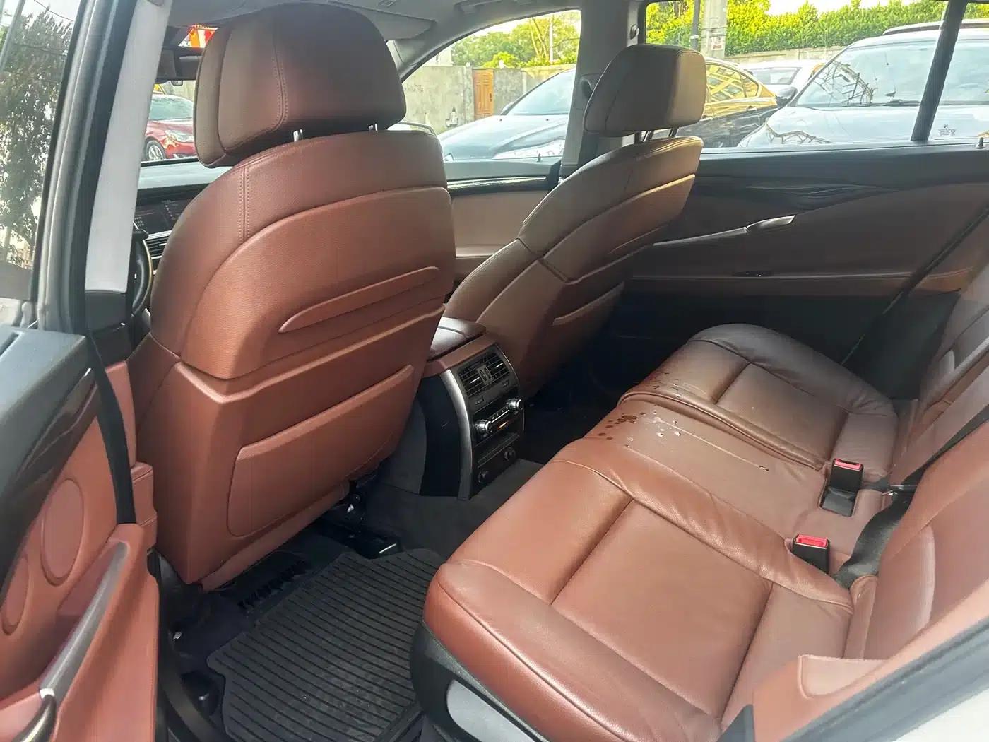 BMW 5 Series GT 2013 535i Leading Edition — миниатюра 8