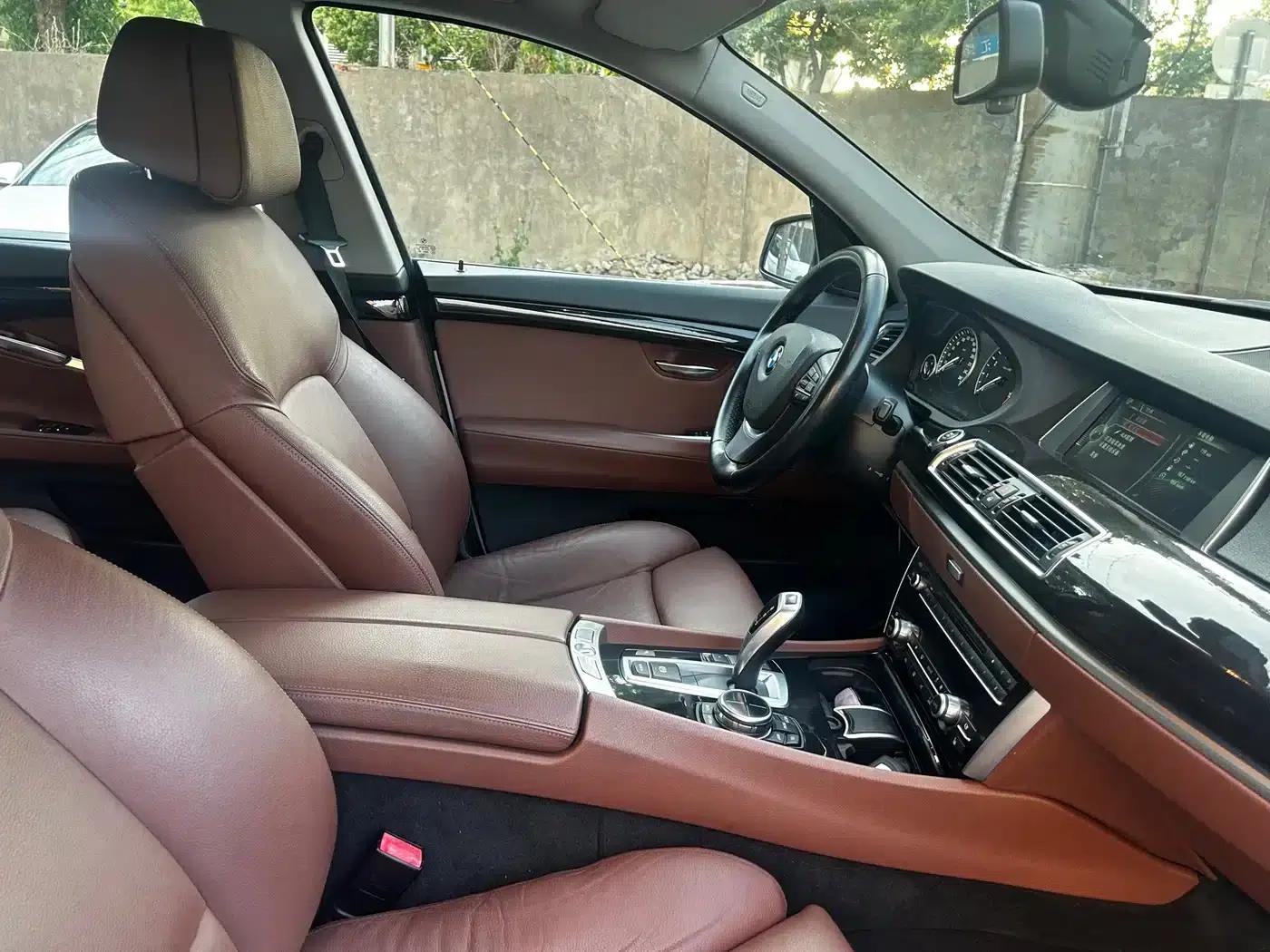 BMW 5 Series GT 2013 535i Leading Edition — миниатюра 9