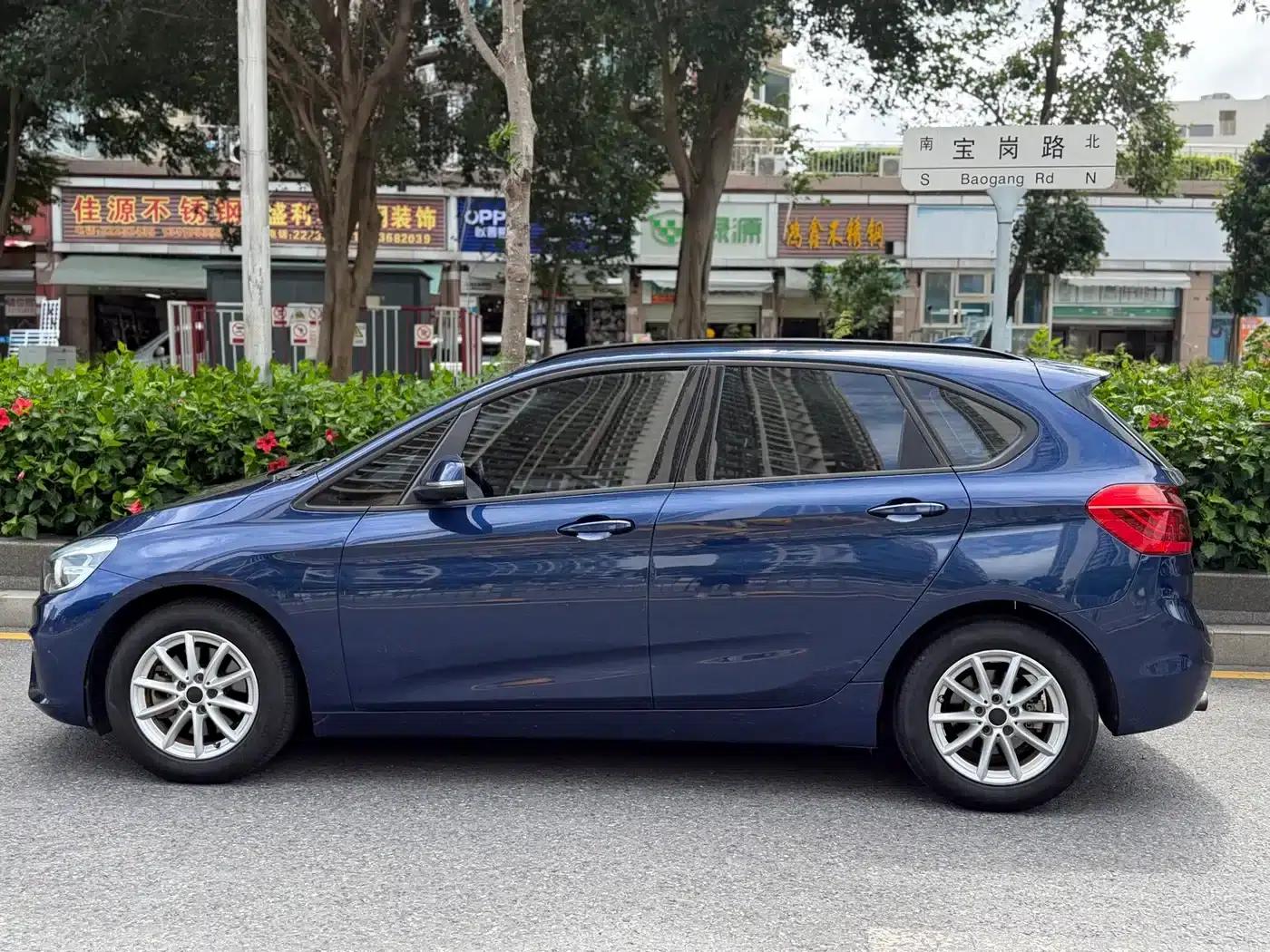 2016 BMW 2 Series Gran Tourer 218i Fashion Edition — миниатюра 3
