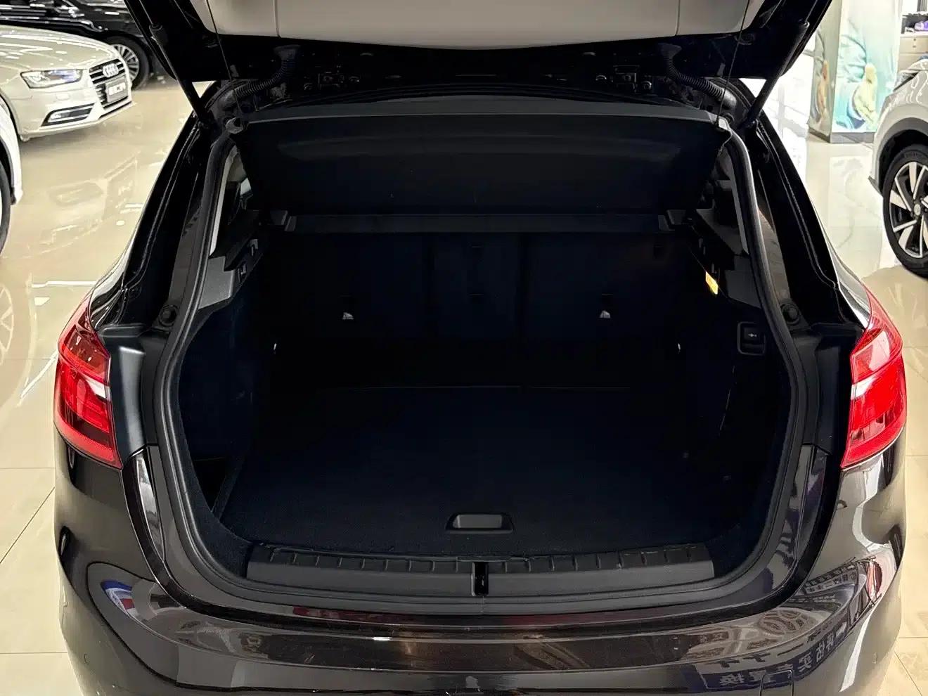 2015 BMW 2 Series Gran Tourer 218i Leading Edition (Imported) — миниатюра 15