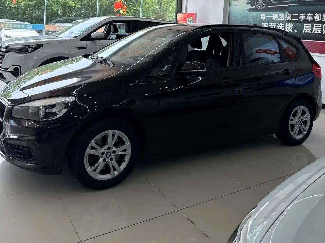 2015 BMW 2 Series Gran Tourer 218i Leading Edition (Imported) — миниатюра 3