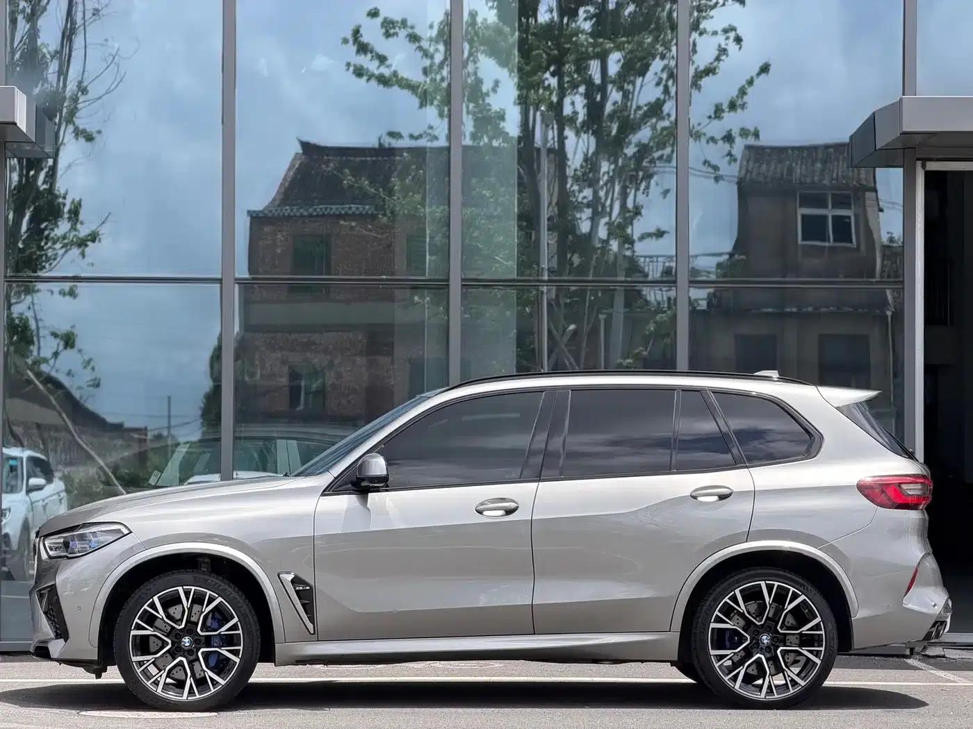 2020 BMW X5 M — миниатюра 3