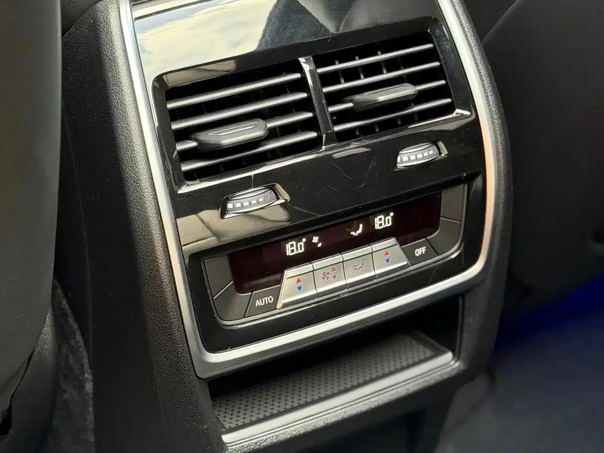 2020 BMW X5 M — миниатюра 10