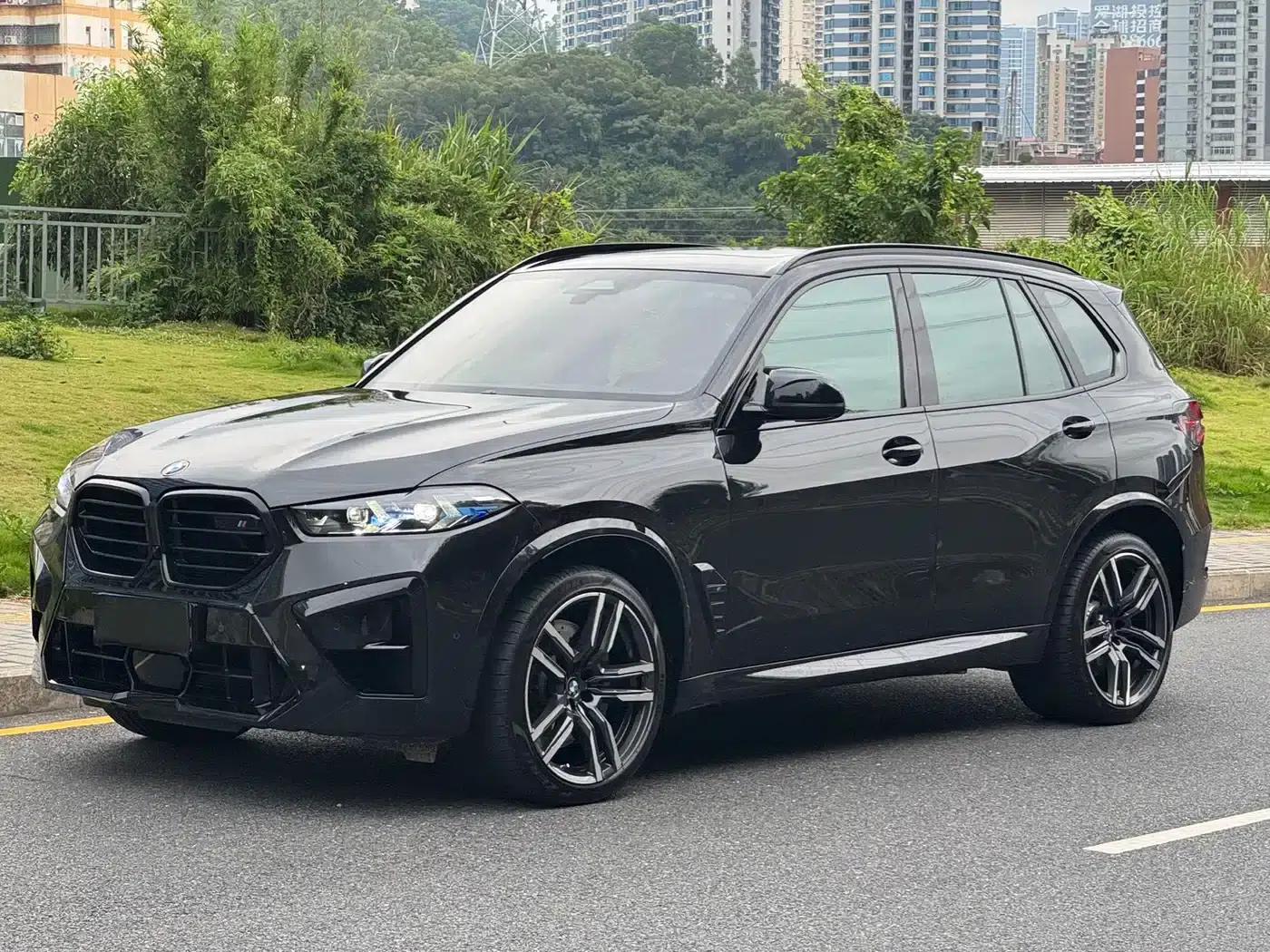 2023 BMW X5 M Competition — миниатюра 1