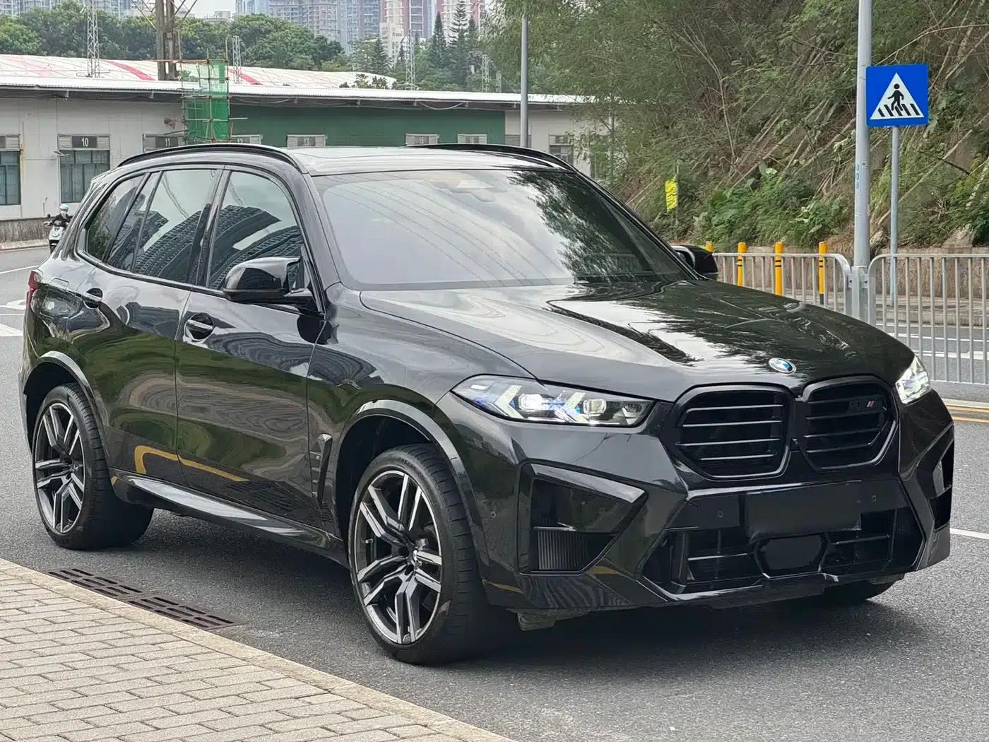 2023 BMW X5 M Competition — миниатюра 3