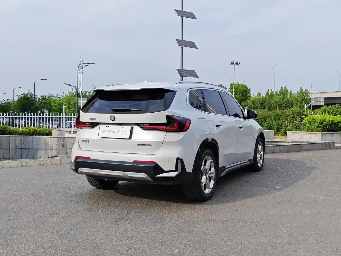 BMW iX1 2023 eDrive25L X Design Package — миниатюра 5