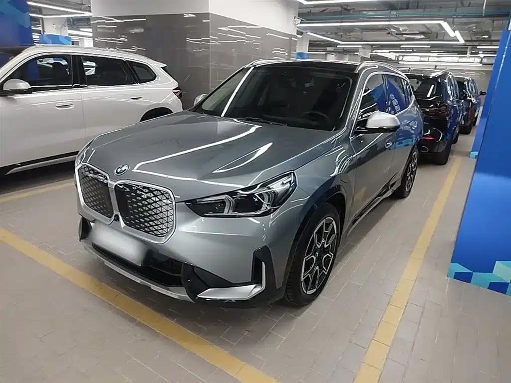 BMW iX1 2023 xDrive30L X Design Package — миниатюра 1