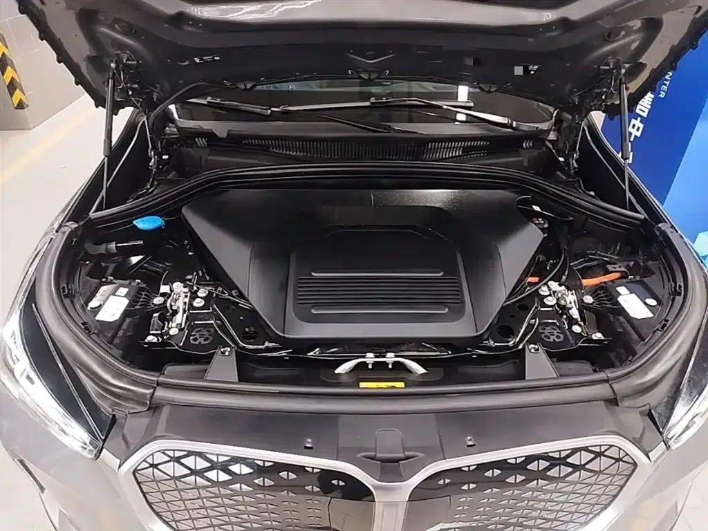 BMW iX1 2023 xDrive30L X Design Package — миниатюра 20