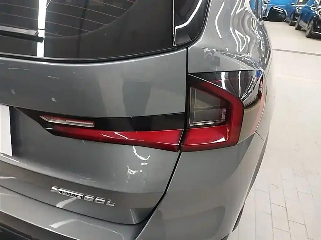 BMW iX1 2023 xDrive30L X Design Package — миниатюра 8